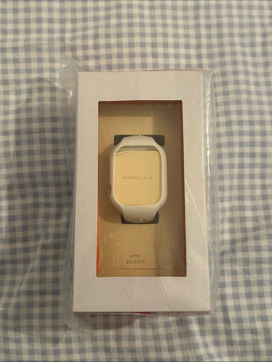 Tory Burch Accessories - NWT Tory Burch White T-Monogram Silicone Apple Watch Band | Series 7/8/9 Band 41